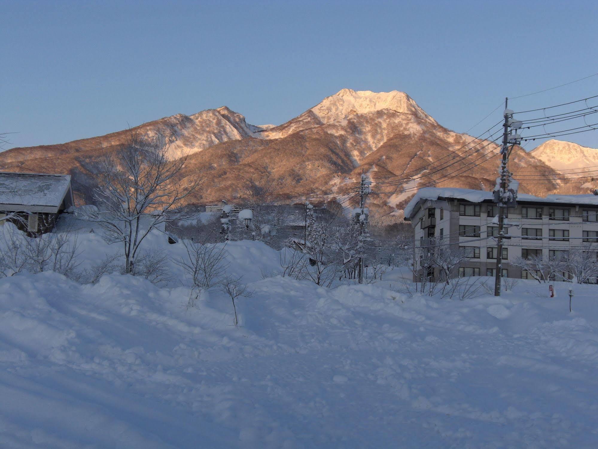 Akakura Yours Inn Myoko Luaran gambar